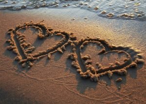 2 Hearts In The Sand