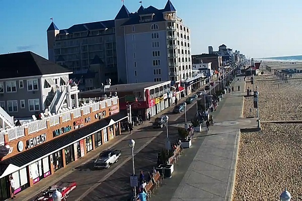 Cruisinoc Boardwalk Parade Ocean City Live Webcam Snapshot 20210521 074055 1